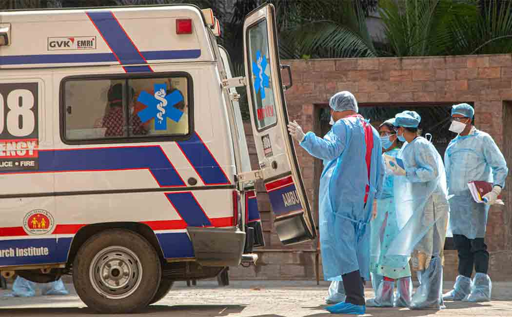 Bhopal hospital dumps coronavirus patient body on road