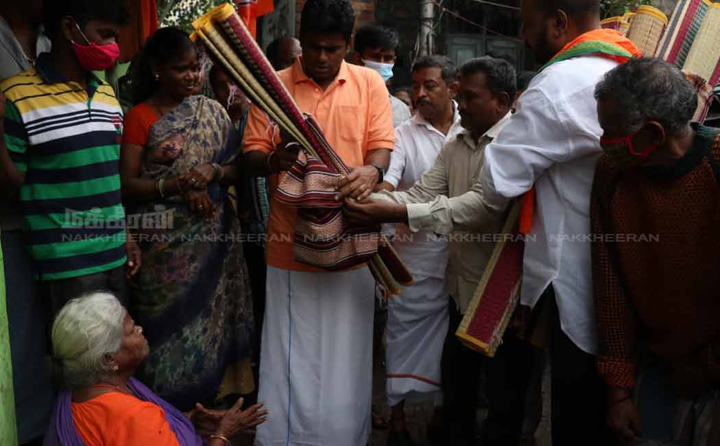 BJP Leader Annamalai meets flood victims
