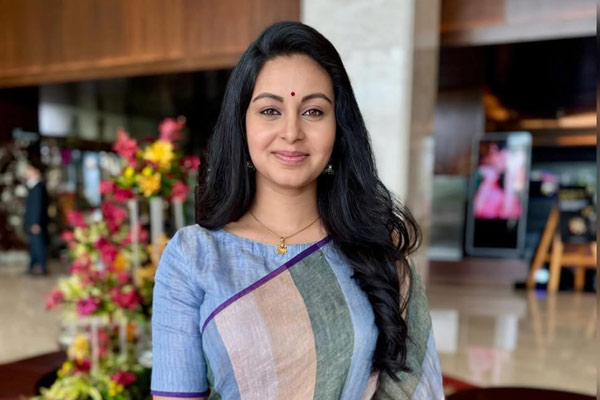 actress abinaya get engaged