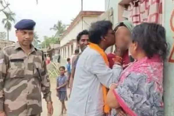 BJP candidate who kissed a woman in the campaign in west bengal