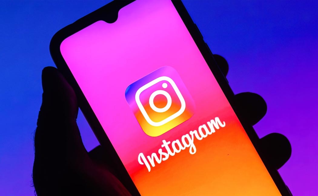 Girl's parents sue over Instagram administration!