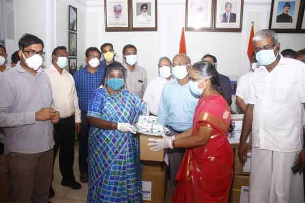 "We have to cooperate with the government ..." - Tamilisai Soundarajan