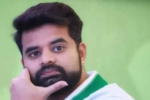 complaint against the grandson of the former prime minister