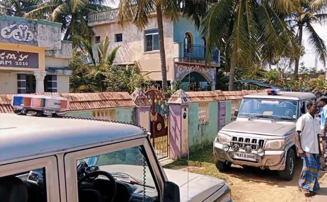 gang of code thieves in Nagapattinam