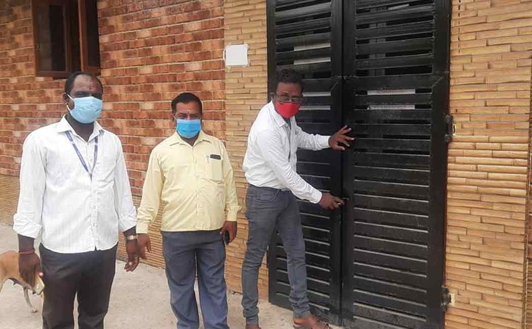 Lock to the hospital that treated corona patients without permission ..!