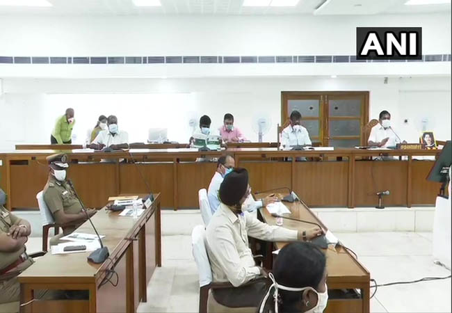 tamilnadu cm palanisamy discussions with all districts collectors