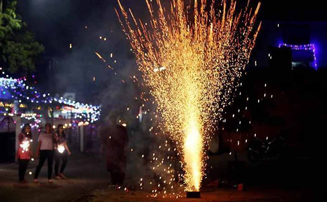 More than 700 cases have been registered for crackers violation of SC order