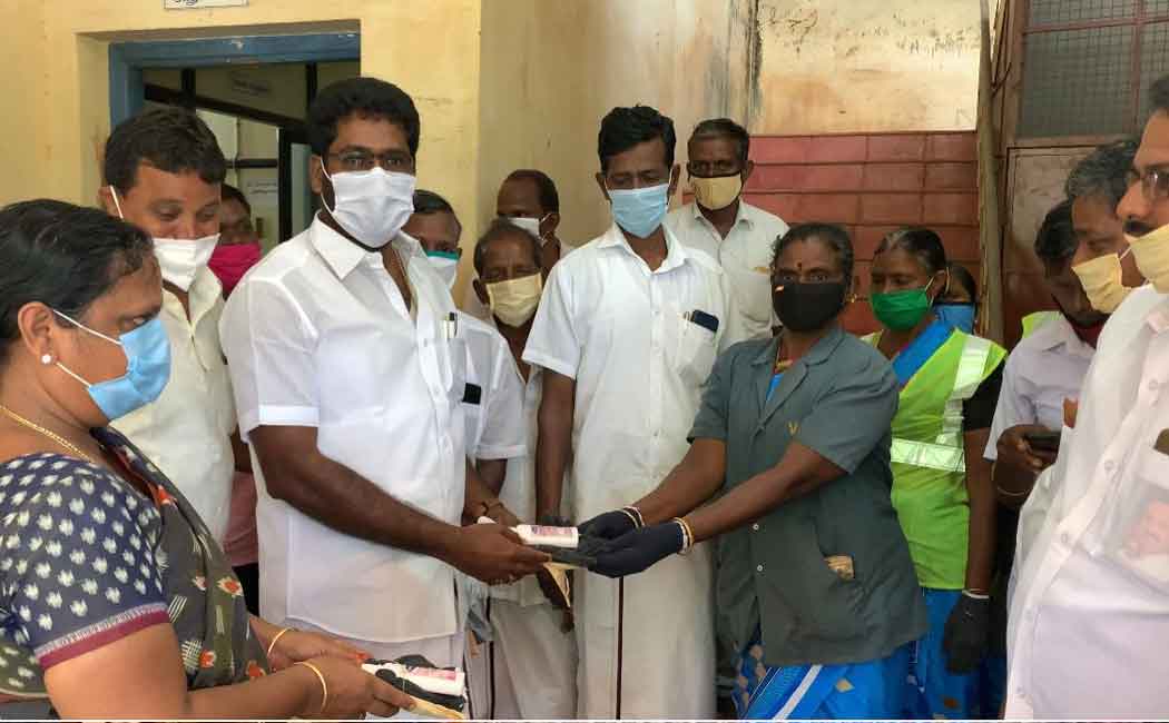 The legislator who went directly from the offices to the crematorium and inspected