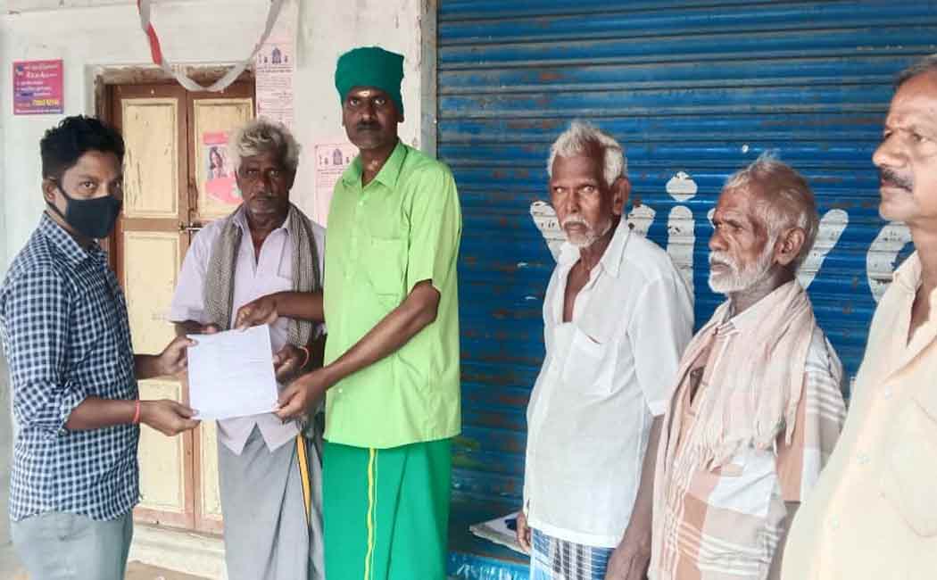 Farmers involved in the struggle by emphasizing various demands