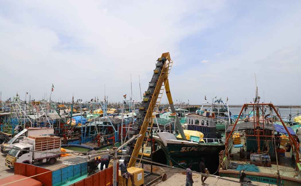Fishermen getting ready to fishing
