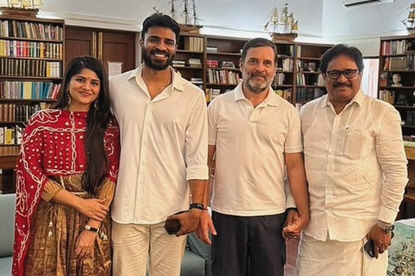 megha akash meet rahul gandhi