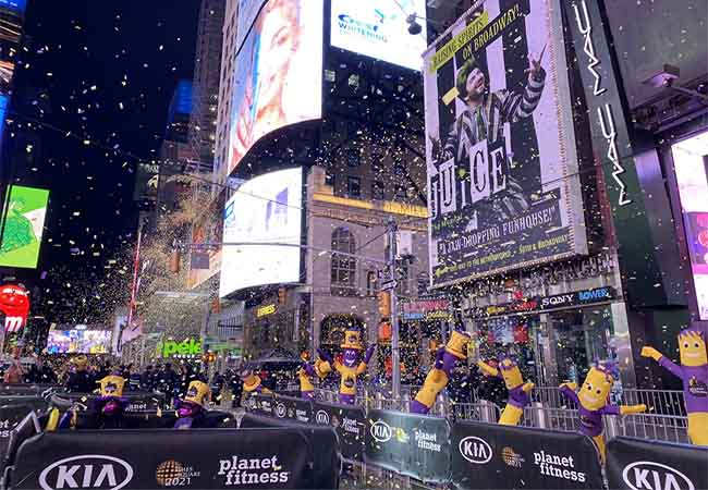 usa newyork times square newyear celebration peoples