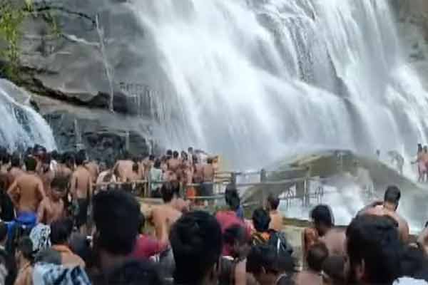 Denial of permission for women to bathe in Courtallam Falls