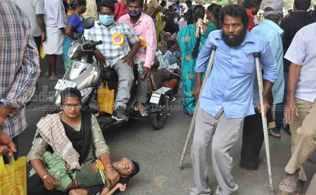 people who tried to besiege! Detained police!