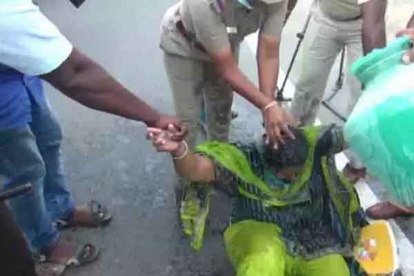 Woman made trouble out of Ajith House