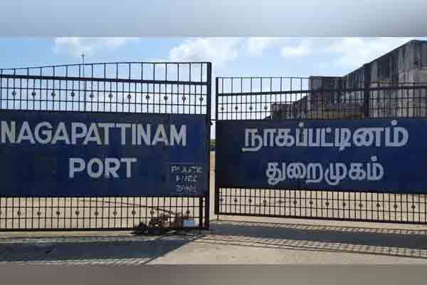 Mysterious person who entered the Nagai naval base! Intelligence Intensive Investigation