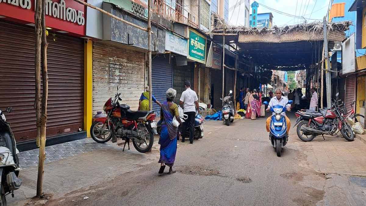 'We want a barricade'-shop closure in Chidambaram