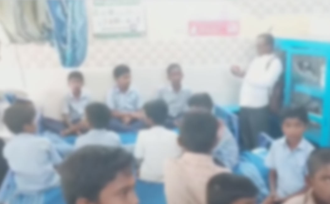 Government school students admitted to hospital Ambur