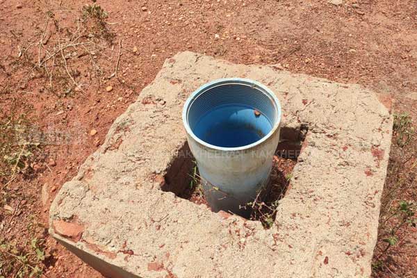 v5 dangerous bore wells within 1 km of the main road ..!