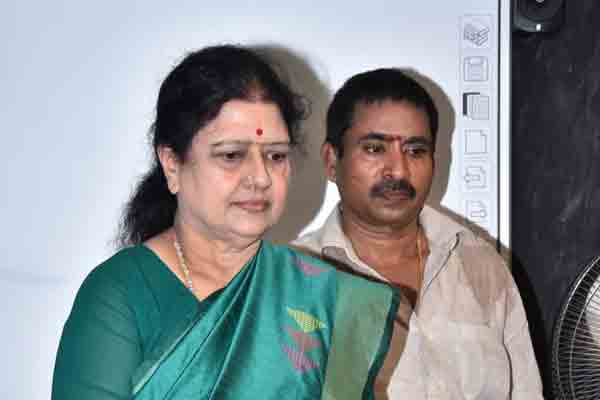 Will you swear Sasikala? New slogan emerging in ADMK!