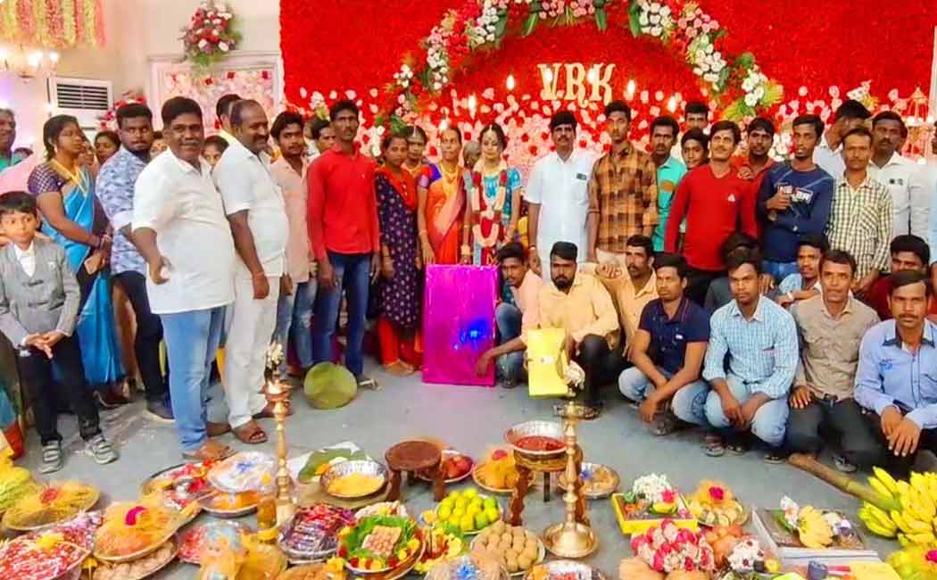 Migrant workers came for tamilnadu Construction owner House event