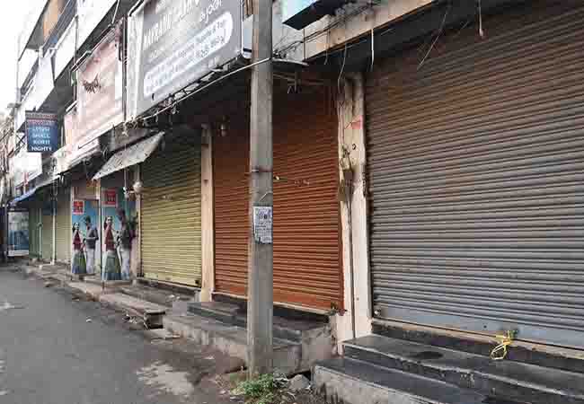 Cotton and yarn prices go up .... Textile shops closed in Erode