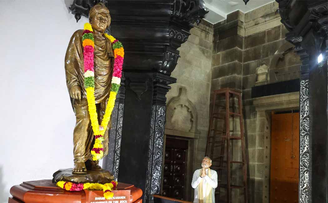 PM Modi before meditation at Vivekananda Mandapam Photos