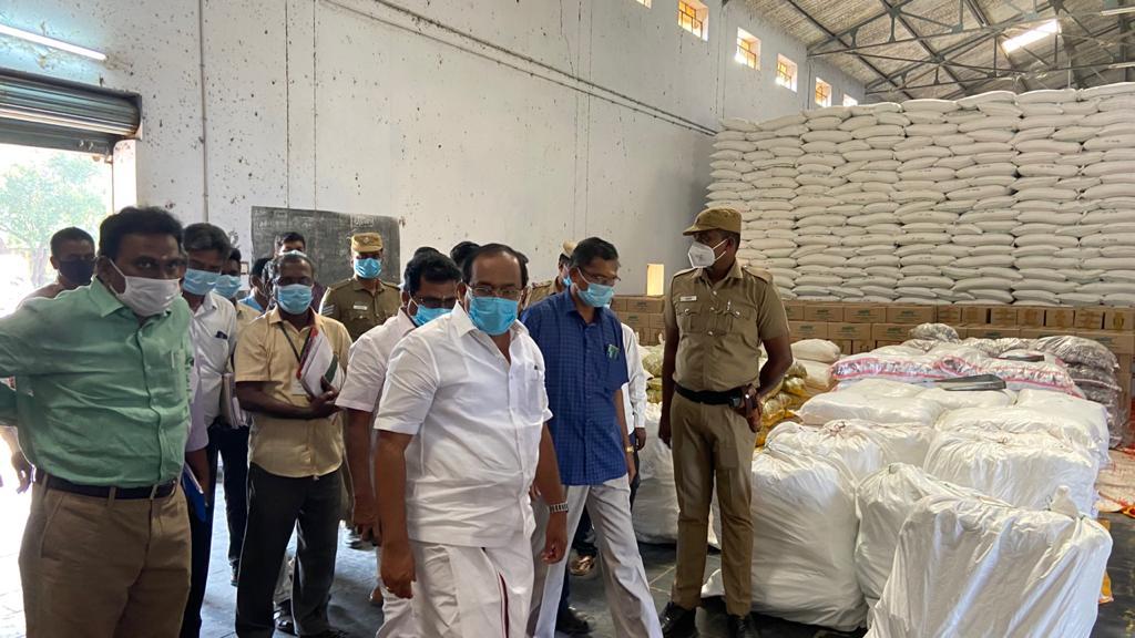 Minister Chakrabarty's surprise inspection of consumer goods warehouse!