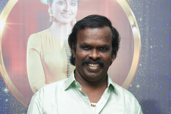 singer anthony dasan to direct a film