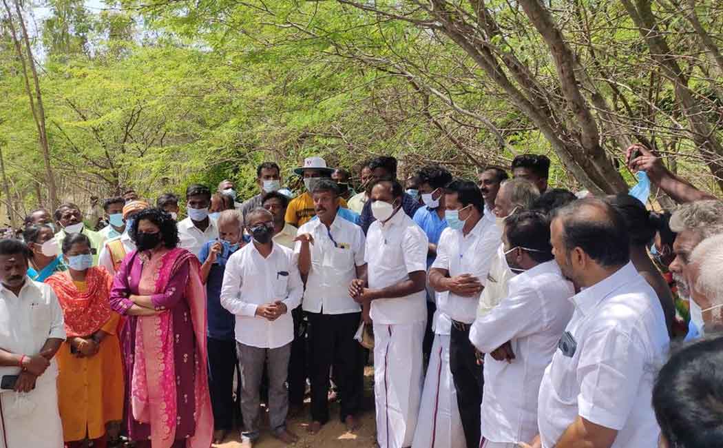 Excavation begins at Sangakala Porpanai Fort ... Minister Meyyanathan started ...