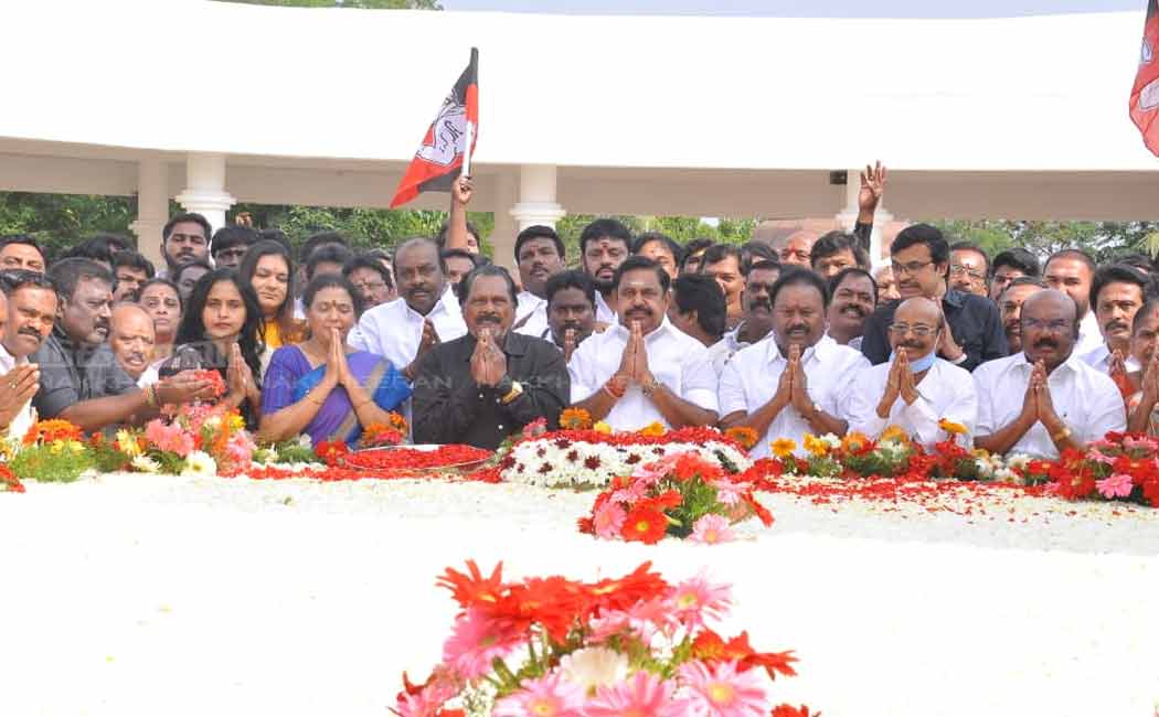 perarinar annadurai memorial day marina edapadi palanisamy participated