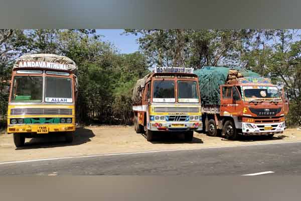 private players filling State Paddy Purchase Center