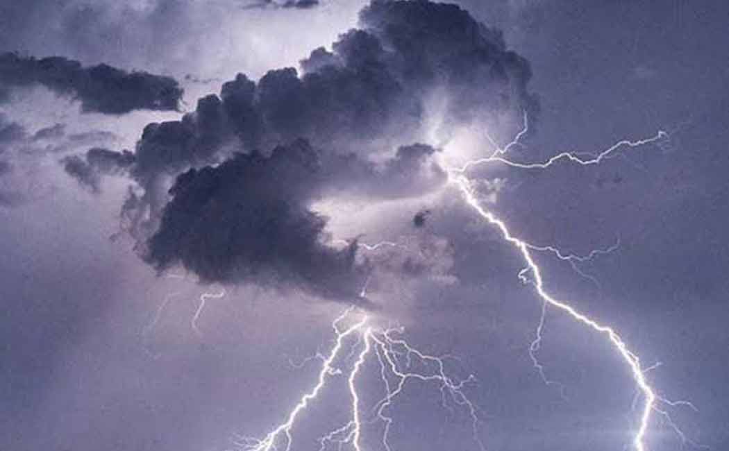 Three injured in thunder