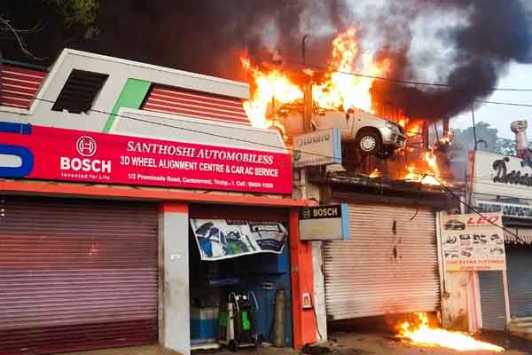 Power outage disaster .. Three shops burnt to ashes
