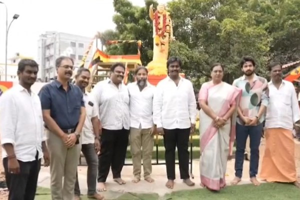 lubber pandhu team tribute to vijayakanth