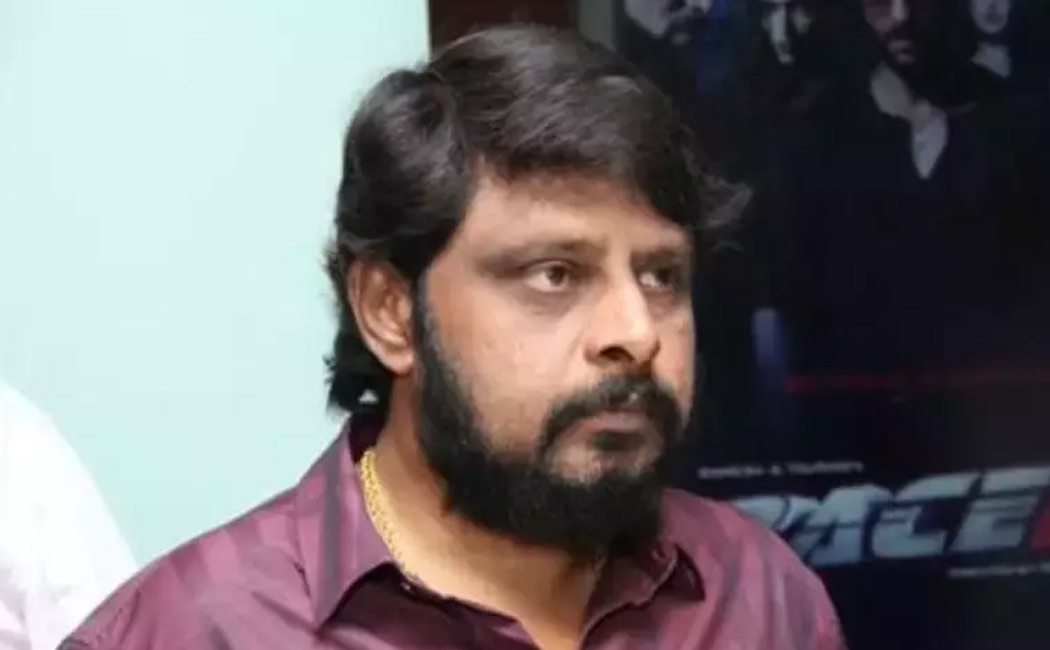 scooty thefted in director vikraman house