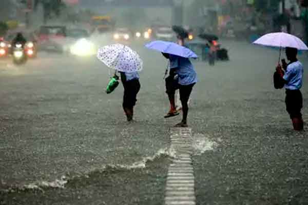 'Heavy rain' to re-target - update from private meteorologist