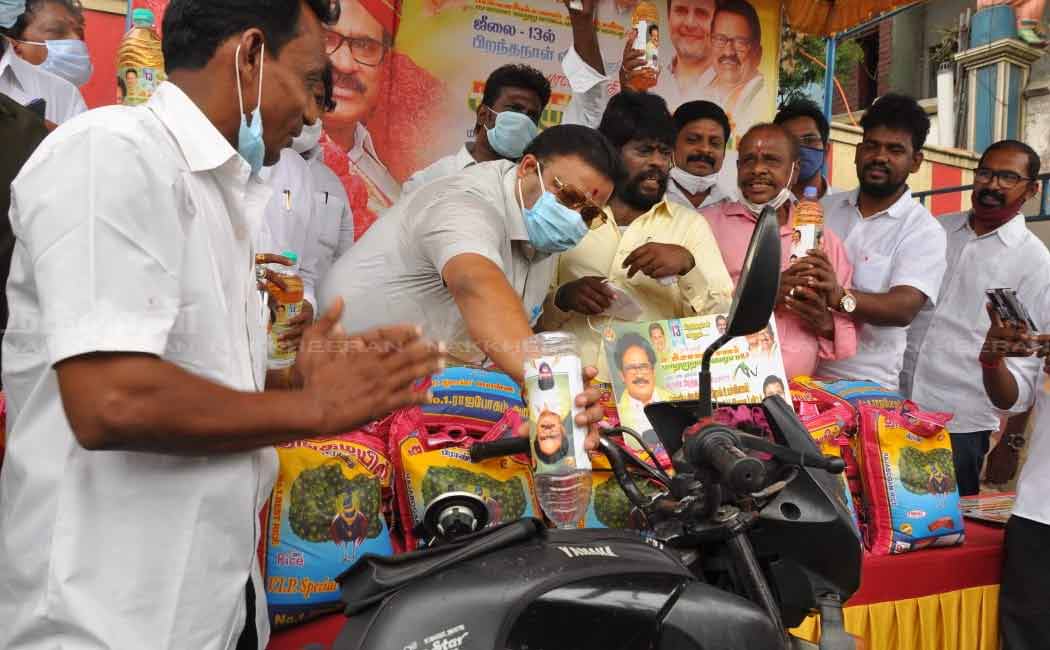 Congress vice president who provided free petrol