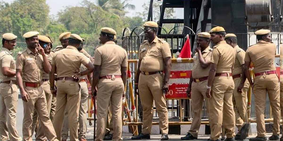 One day a week compulsory holiday for the police