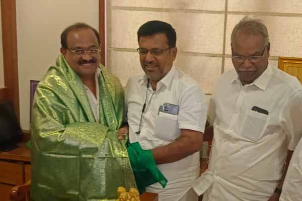 "Dictatorship is going on in India" - Minister I. Periyasamy