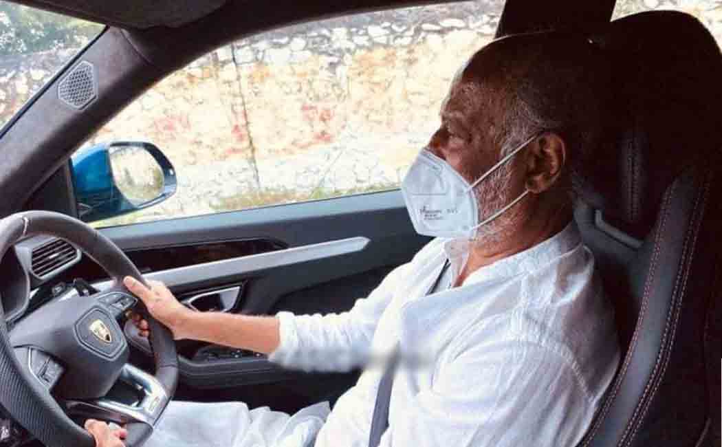 chennai corporation commissioner about rajinikanth car ride