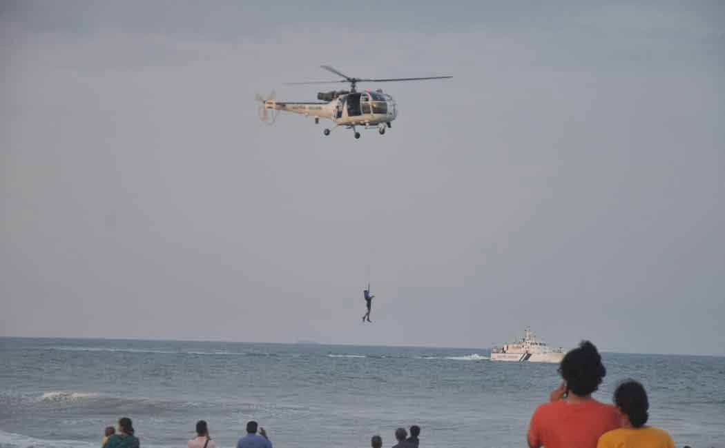 Rehearsal of rescue work to quickly rescue those missing at sea