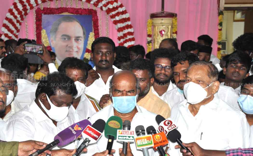 Former Prime Minister Rajiv Gandhi's birthday celebration