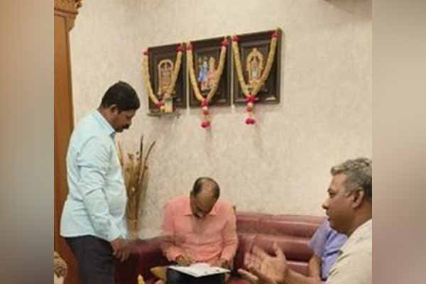 BJP state executive home raided Important documents seized