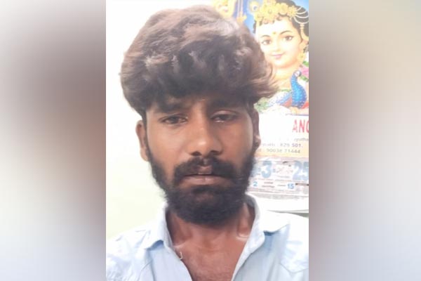 Youth throws stones at train because Mana disturbed peace