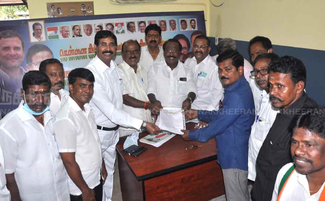 Corporation election: Congress party distributes petitions