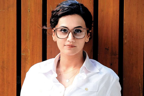taapsee about Paparazzi