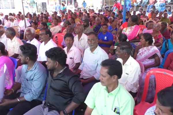 20 villages stage struggle demanding construction of railway bridge!