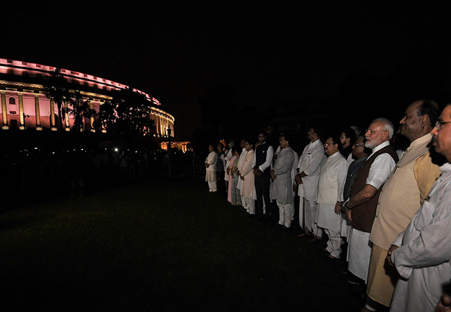 PARLIAMENT HOUSE FULLY COVERD LIGHT PM MODI VISIT INDEPENDENCE DAY CELEBRATION