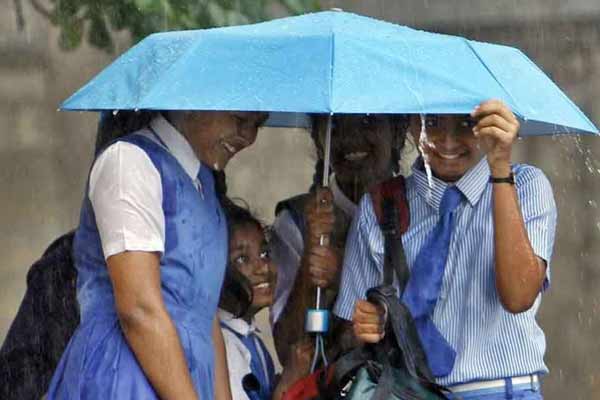 Tuticorin district school, college holiday notice